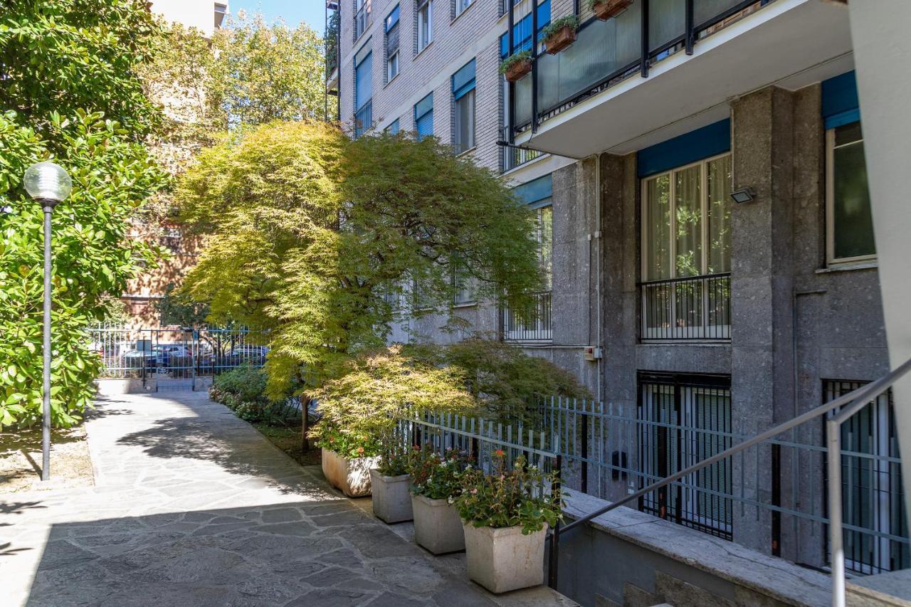 City Centre Apartment - 10 Minutes To Duomo - Free Wifi E Netflix Milan Luaran gambar